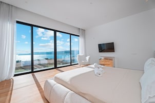 Luxury Villa, 4 Bedrooms, Ocean View, Beachfront | Premium bedding, in-room safe, individually decorated
