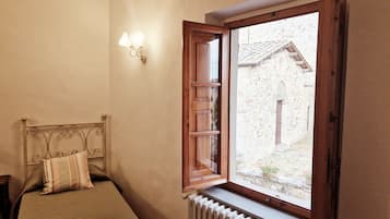 2 bedrooms, iron/ironing board, travel crib, free WiFi