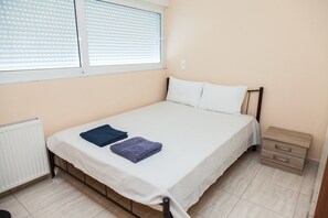 Hair dryer, shampoo - Delightful Apartment with amazing view (Elliniko-Argyroupoli)