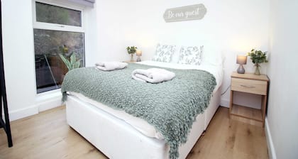 Alma Cottage Rhondda Valley by STAE-Homes