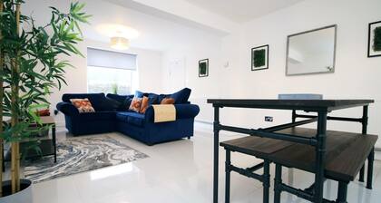 Alma Cottage Rhondda Valley by STAE-Homes