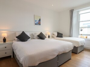 Cottage | Interior - Apartment at Morningside Hotel (Torquay)