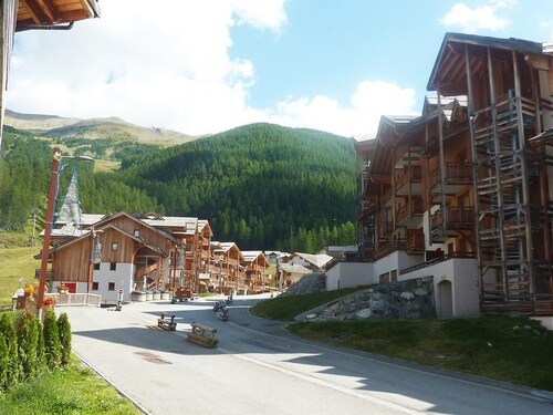 Skiurlaub an der piste, 1te Etage, fitness, schwimmbad, sauna, balkon, fernseher