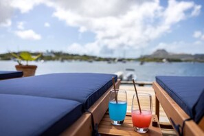 Property grounds - Enchanting Fresh Villa with Amazing Spanish Water View (Willemstad)