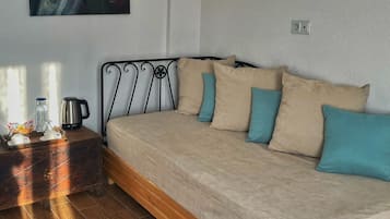 Triple room with balcony | Hypo-allergenic bedding, down duvets, individually decorated