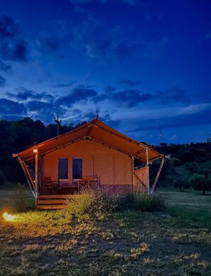 Deluxe Room, Private Bathroom ( Tenda Lusso Bagno Comet) | Exterior