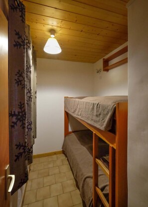 2 dormitoris, wifi i roba de llit