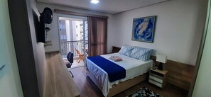 1 bedroom, desk, iron/ironing board, free WiFi