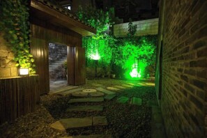 Unclassified image, 2 of 78, button - Wangjiang Shanju Guesthouse (Fenghuang County)
