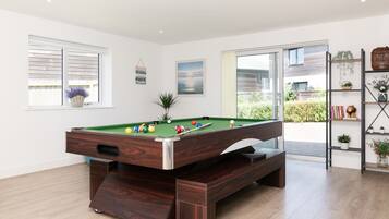 Cottage | Games room