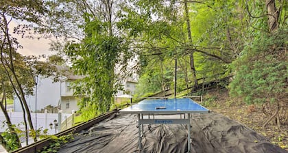 Bel Air Apartment w/ Pool ~ 2 Mi to Main St