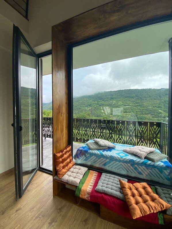 4 bedrooms, free WiFi