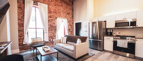 Loft Deluxe | 1 dormitori, roba de llit d'alta qualitat i planxa i posts de planxar