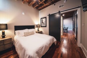 Premium Loft | 1 bilik tidur, peralatan tempat tidur premium, seterika/papan seterika 