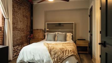 1 Bedroom Suite, Ground Floor, Room 2