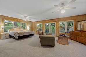 4 bedrooms, free WiFi, bed sheets