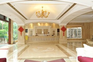 Unclassified image, 2 of 62, button - Beichen Hotel (Haikou)