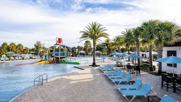 Inomhuspool och uppvÀrmd pool