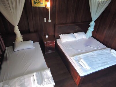 Banlung Eco-Lodge Tanam(Mountain View)