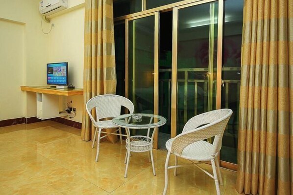 Room - Qionghai Jiaji Red Rose Theme Hotel (Qionghai)