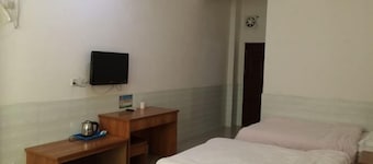 Weisheng Hostel
