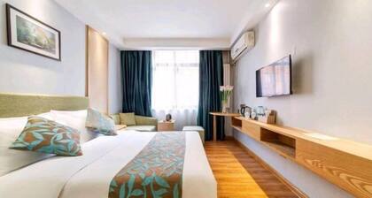 Huashan - Loft Youth Mountain Residence