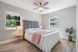 master bedroom with queen mattress & ensuite bathroom