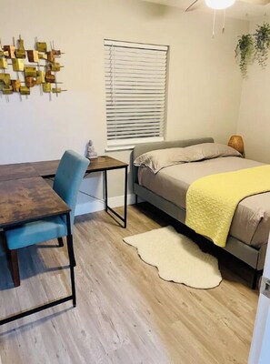 4 chambres, bureau, fer et planche à repasser, Wi-Fi gratuit
