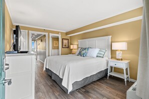 1 bedroom, iron/ironing board, free WiFi, bed sheets - Ocean Pearl - 1 bedroom condo on Litchfield Beach (Pawleys Island)