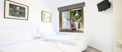 3 Schlafzimmer, Zimmersafe, kostenloses WLAN, Bettwäsche