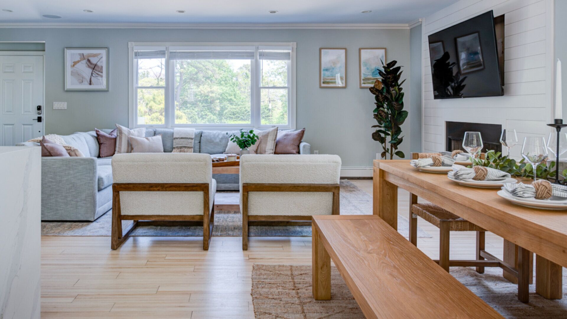 Re-modernized Home With Heated Saltwater Pool, Home Office, Gym, Electric... - Long Island, NY