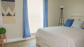 3 bedrooms, in-room safe, desk, iron/ironing board