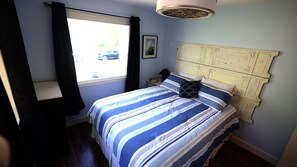 2 bedrooms, iron/ironing board, travel cot, free WiFi