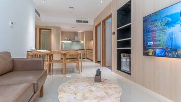 Smart TV, Netflix, servizi in streaming