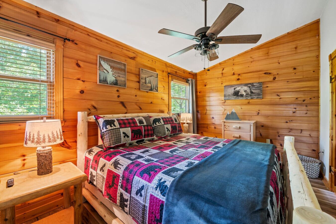 3 bedrooms, desk, free WiFi, bed sheets