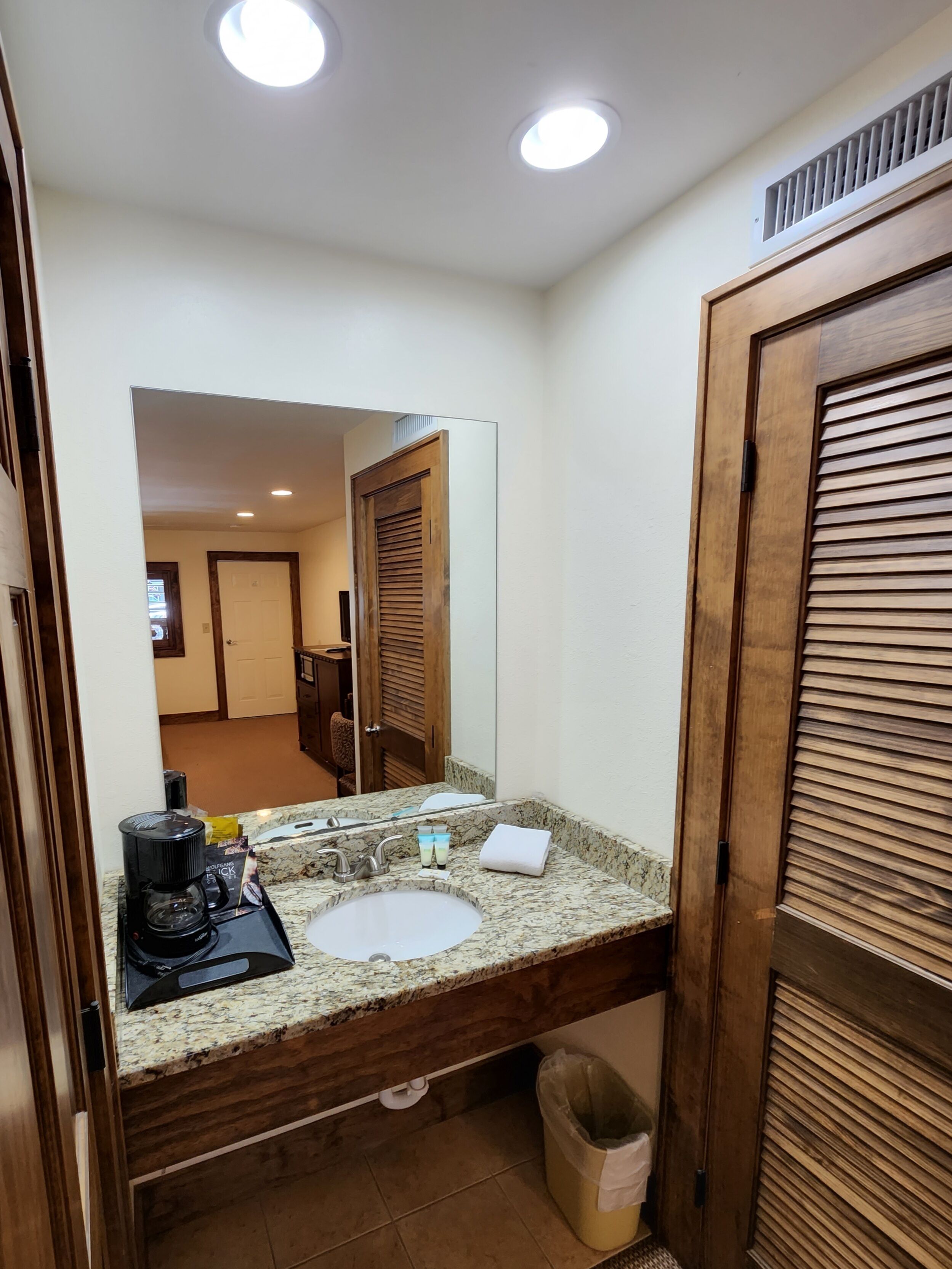 premium double room | bathroom sink