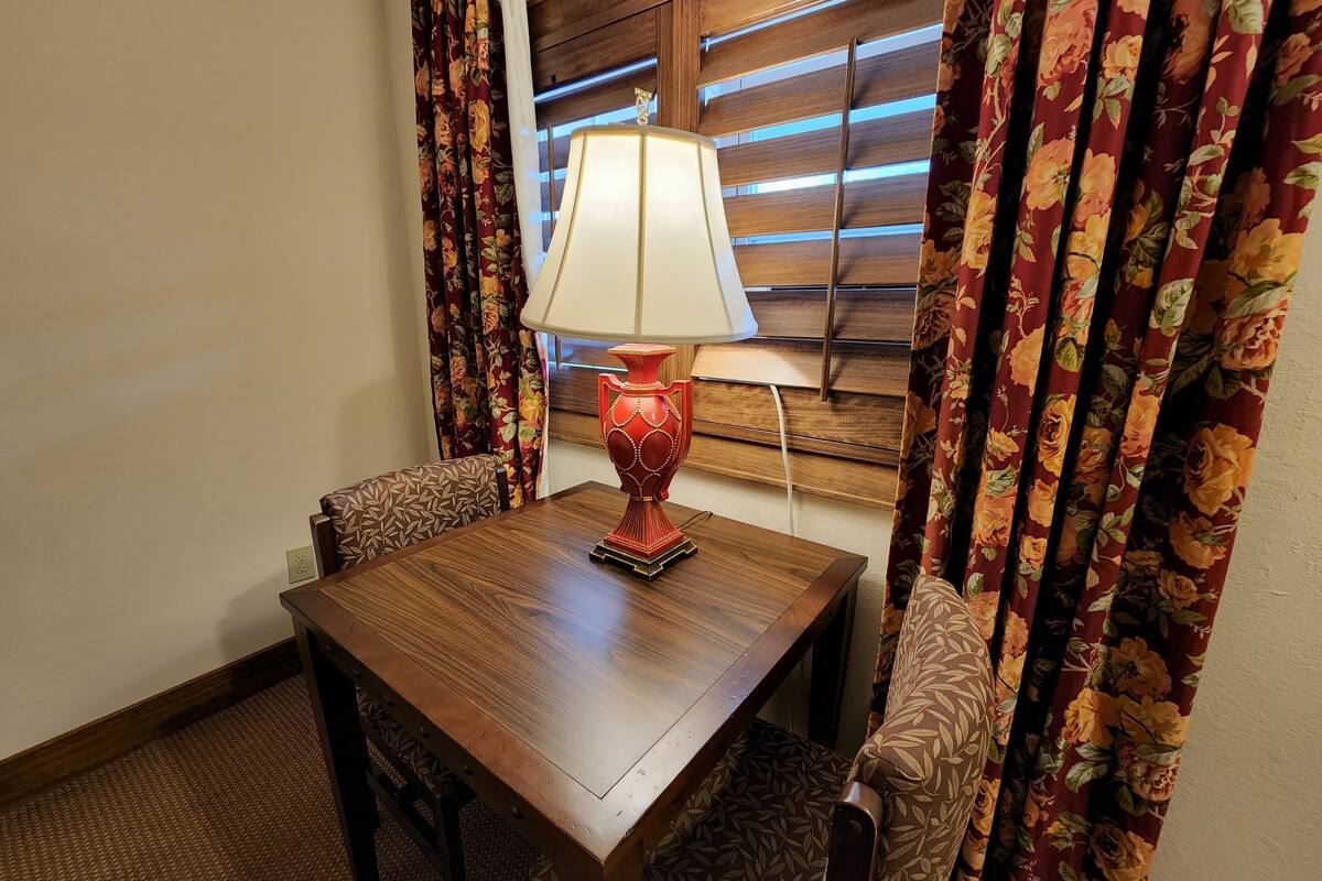 premier single room | down duvets, individually decorated, free wifi, bed sheets