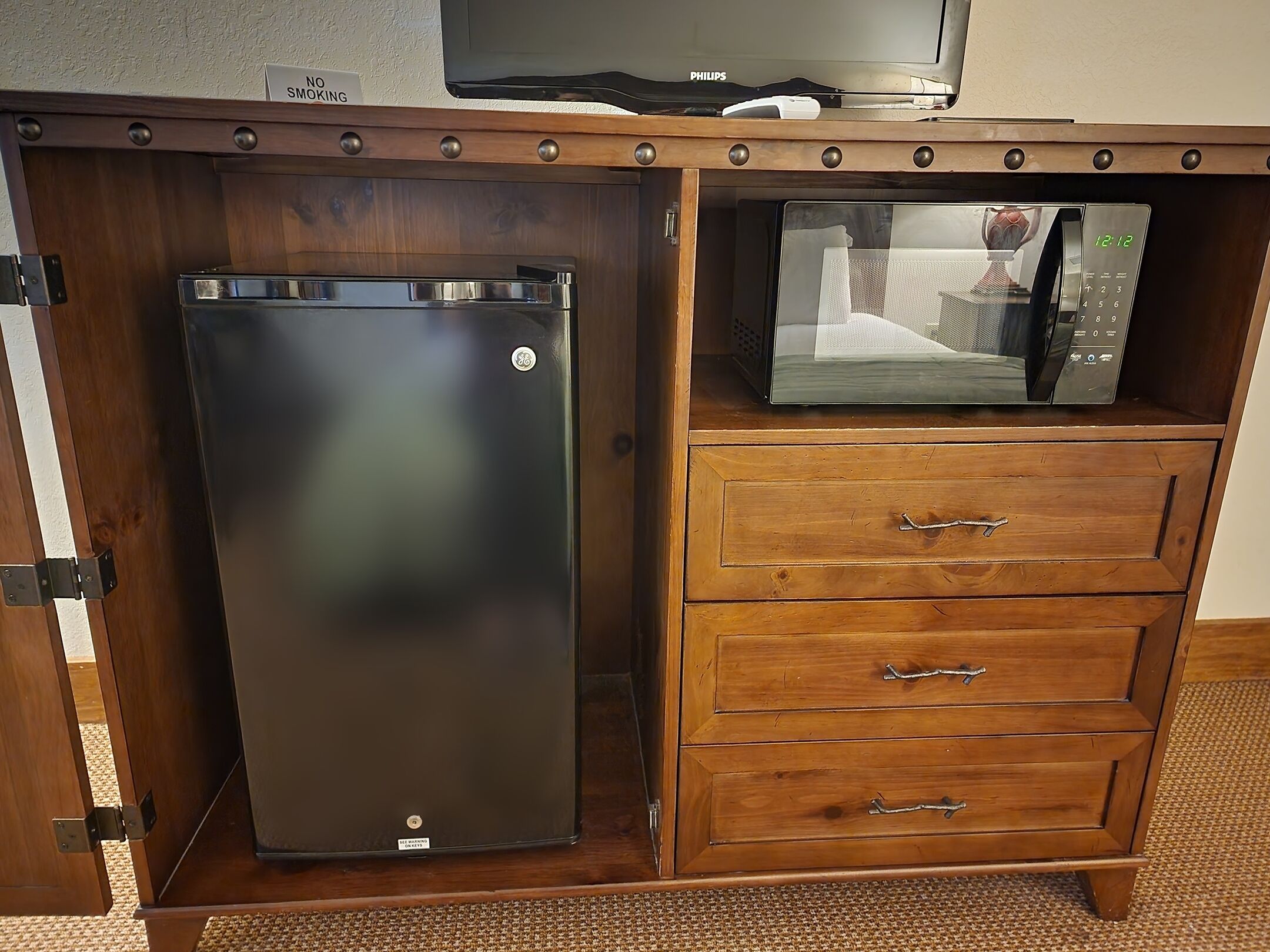 down duvets, individually decorated, free wifi, bed sheets