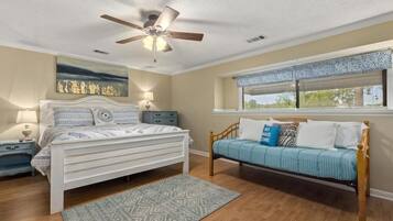 3 dormitorios, tabla de planchar con plancha, wifi gratis y ropa de cama