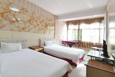 Shangrao Hualong Hotel