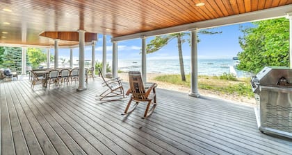 Contemporary Crystal Lake Beachfront Cottage