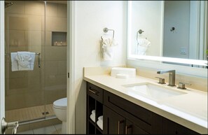 Shower, jetted tub, hair dryer, towels