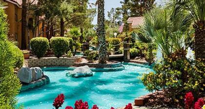 GORGEOUS ONE-BEDROOM VILLA