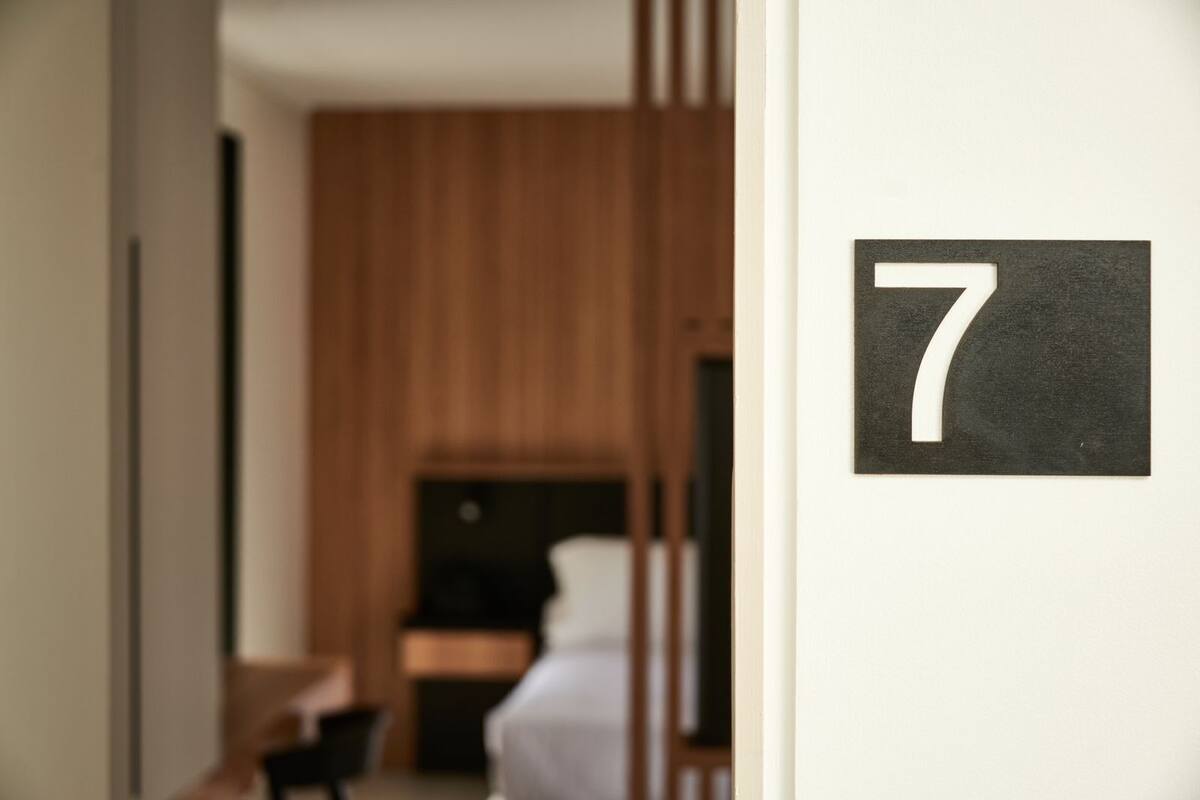Superior Suite, 1 King Bed, Non Smoking | In-room safe, soundproofing, iron/ironing board (on request)