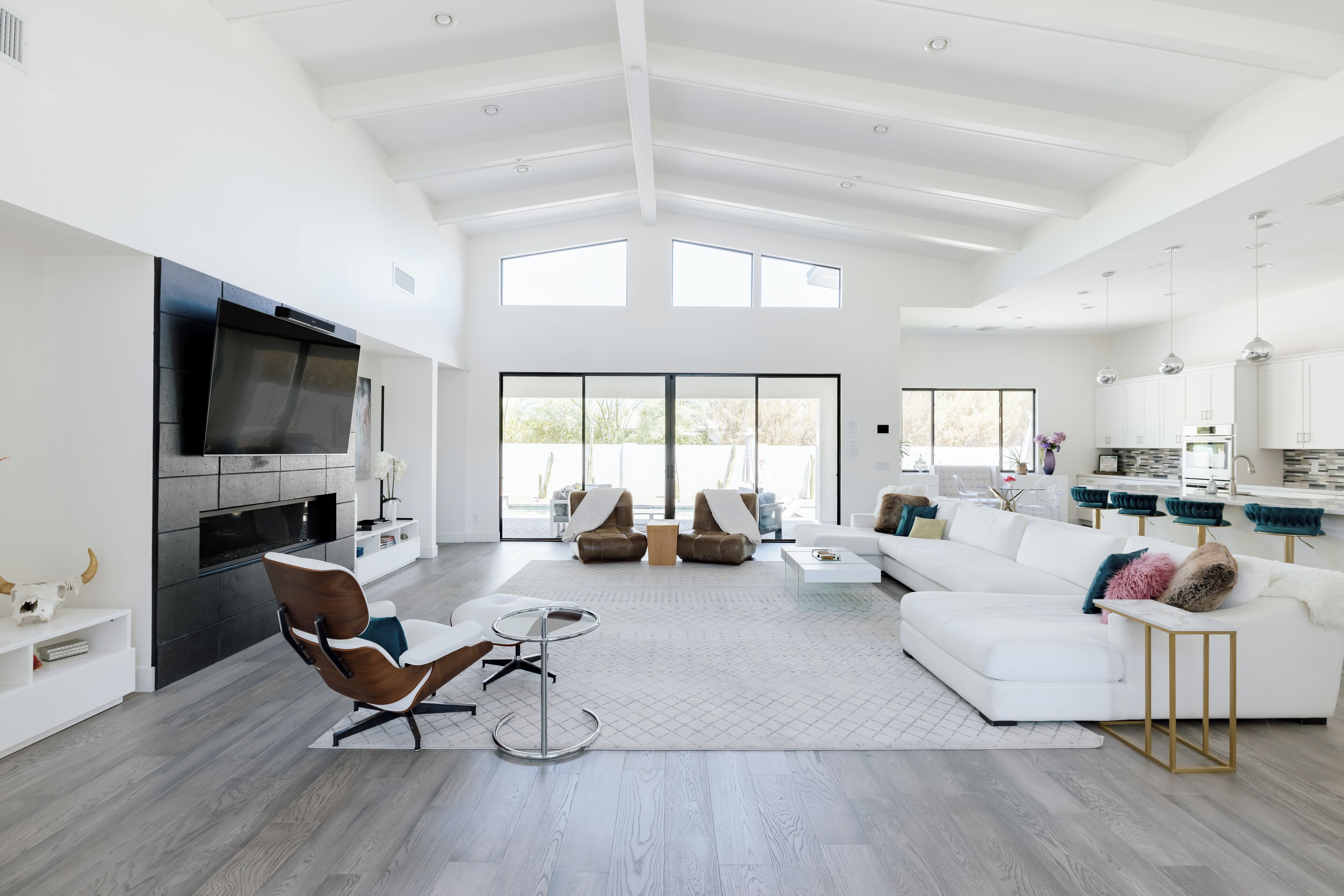 TV, fireplace, video games, ping pong