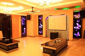 Unclassified image, 4 of 63, button - Zezhou Hotel (Pingquan)