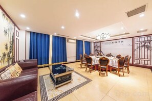 Unclassified image, 5 of 63, button - Zezhou Hotel (Pingquan)