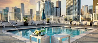 Downtown LA Loft w/ Rock & Roll Vibe, Rooftop Pool + Free Parking