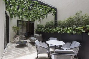Superior Suite | Terrace/patio - The Amsterdam Boutique Stays by Viadora (Mexico City)