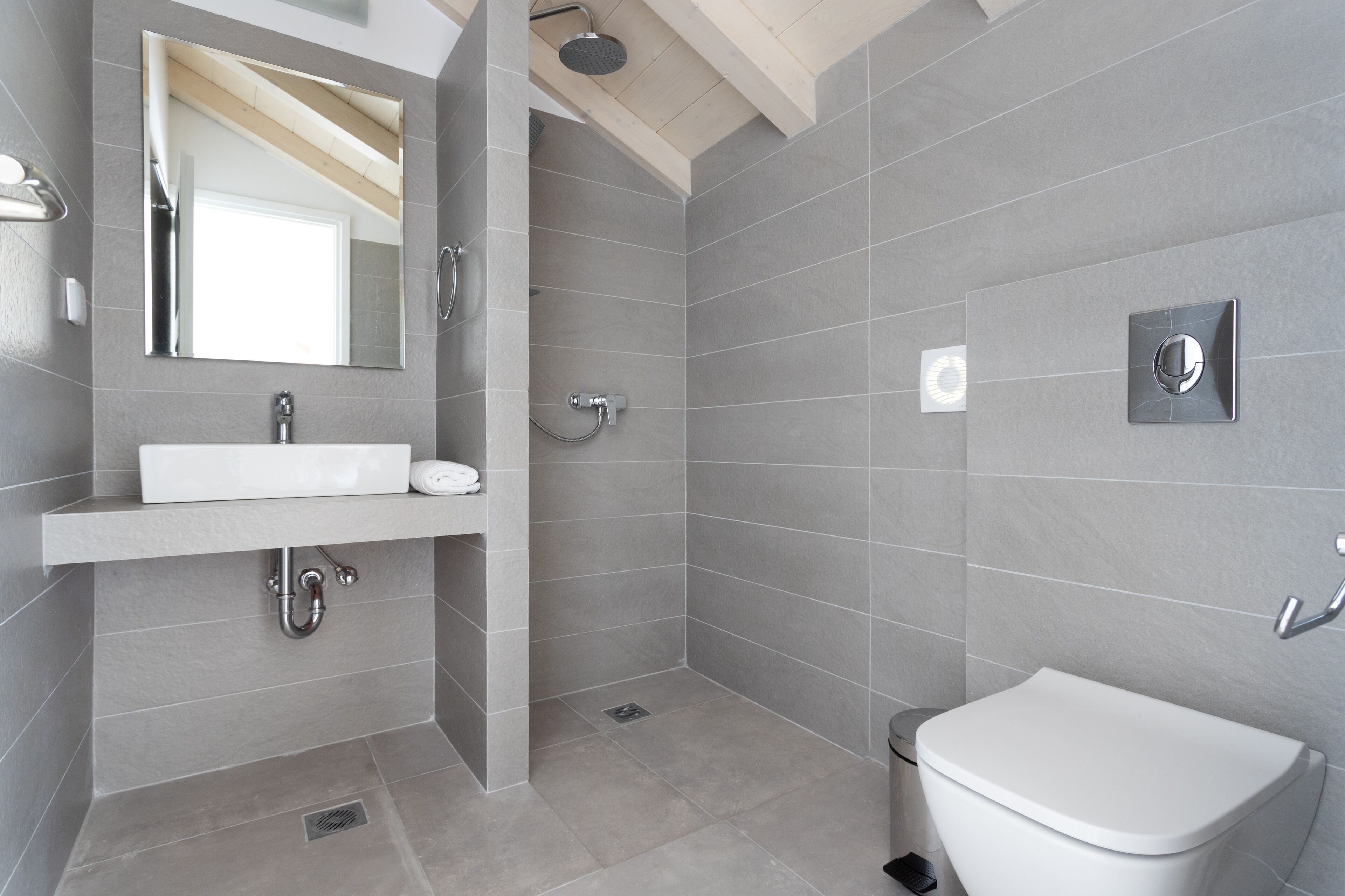 Nhà Premium | Phòng tắm | Buồng tắm vòi sen, vòi sen phun mưa, đồ dùng nhà tắm miễn phí 